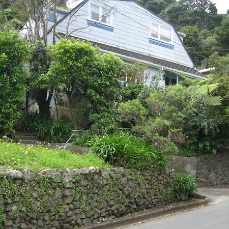 Bush House Acomodação com café da manhã Lower Hutt Exterior foto
