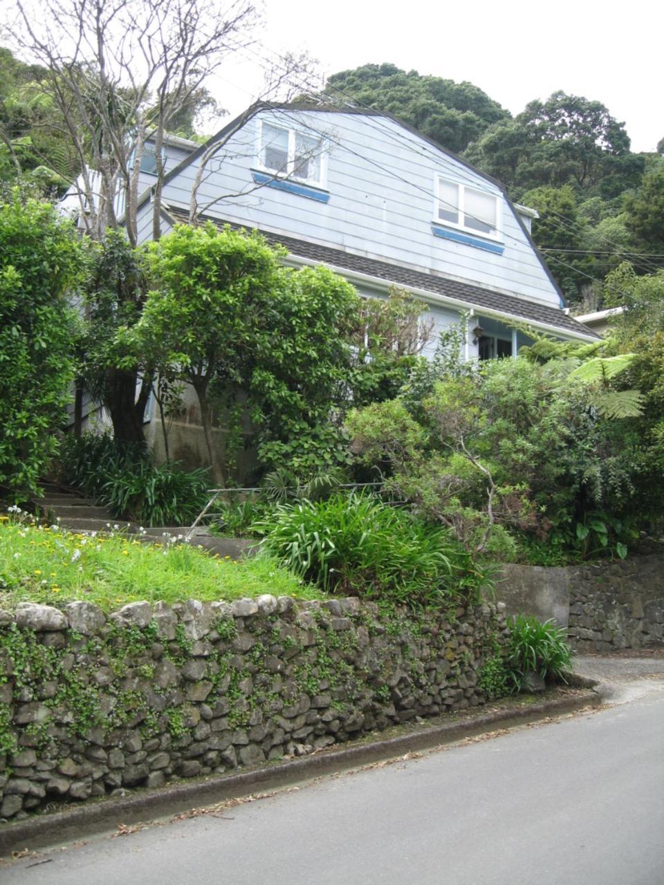 Bush House Acomodação com café da manhã Lower Hutt Exterior foto